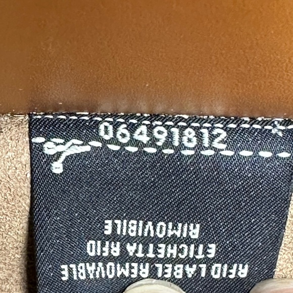 Fendi Sunshine Large - Picture 2 of 6